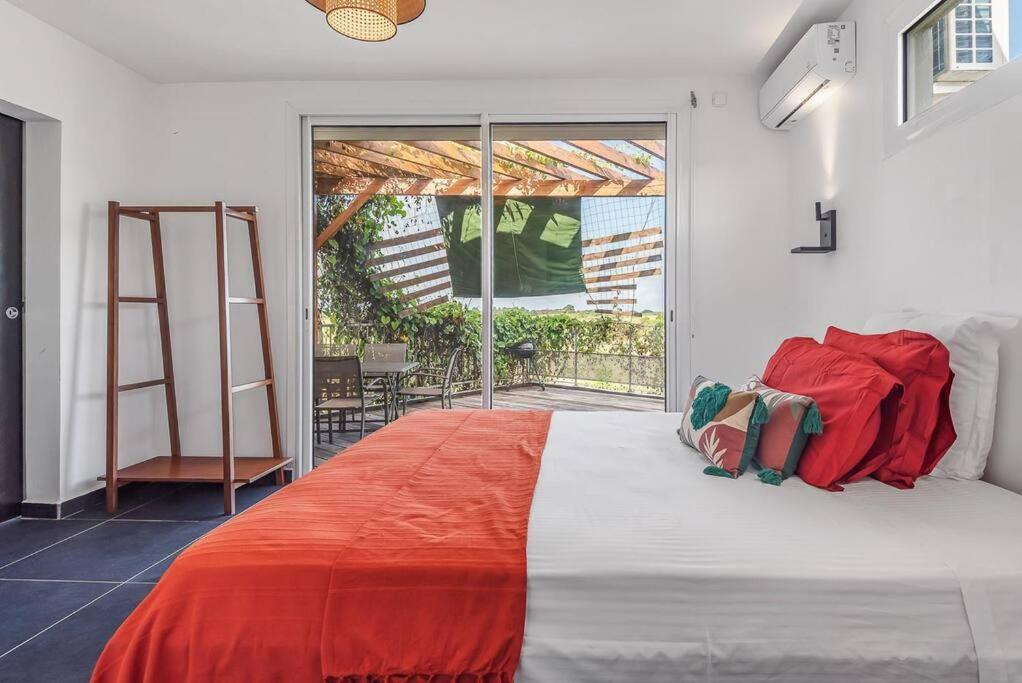 T3 Lumineux Avec Vue Exceptionnelle Et Piscine Oasis De Nature Et Serenite Petit-Canal Exterior foto
